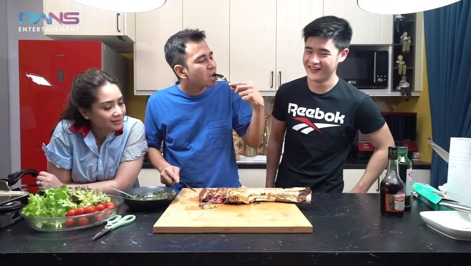 Nagita Raffi steak berlapis emas YouTube