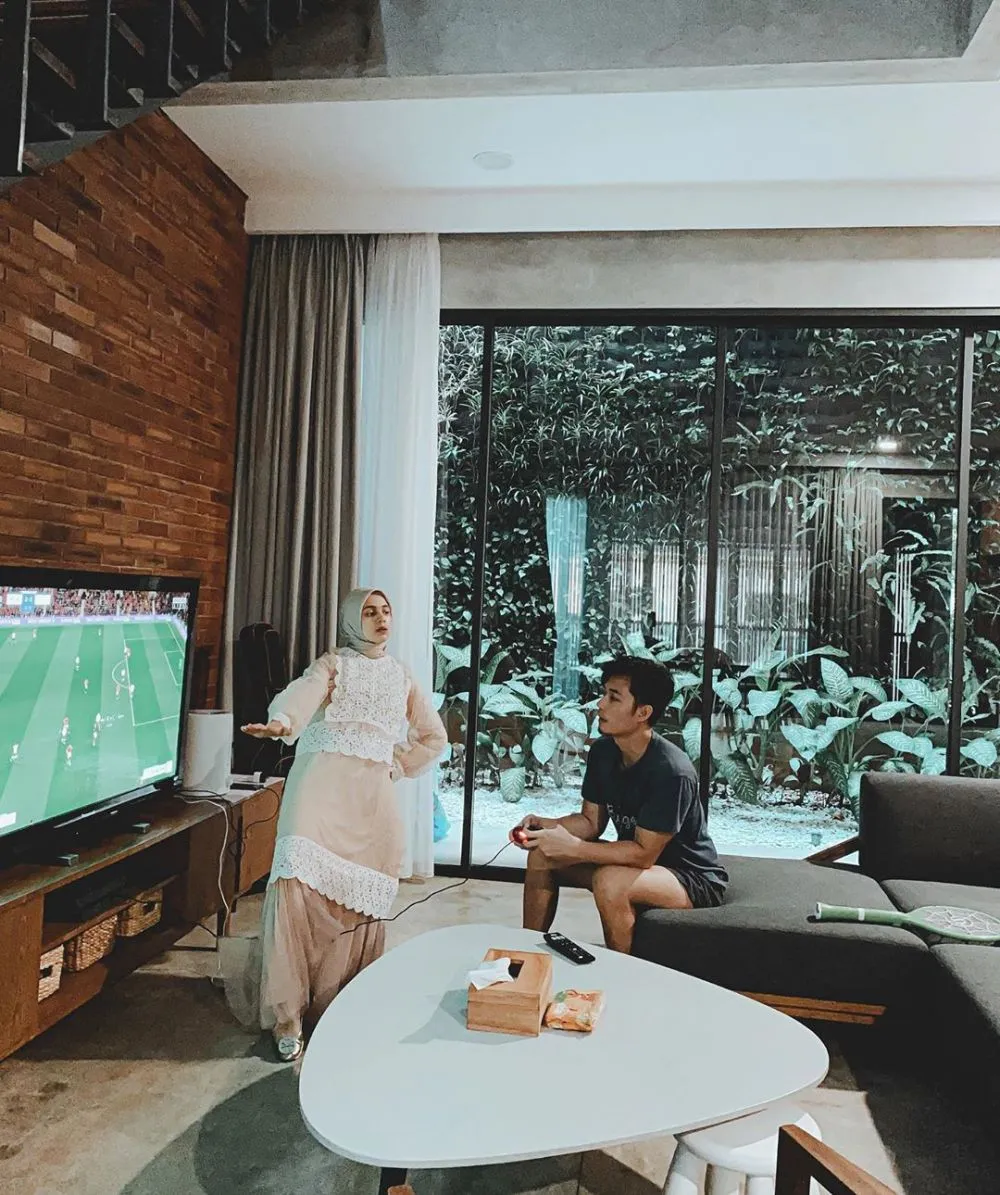 potret kocak gina dan kinos Instagram