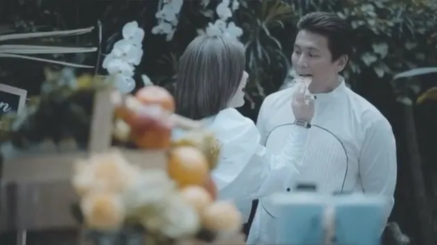 Syahrini dan Reino Barack di ultah ponakan Instagram Syahrini dan Reino Barack di ultah ponakan Instagram