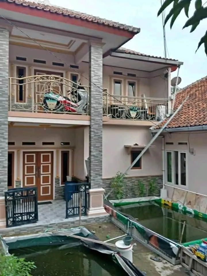 kendaraan parkir di atap Twitter