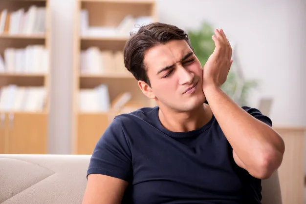 Manfaat berkumur dengan air garam © 2020 brilio.net Manfaat berkumur dengan air garam © 2020 brilio.net