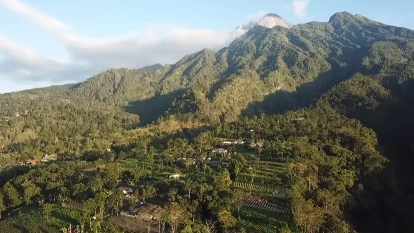 Potret dusun tertinggi Jawa Tengah YouTube/ Ganjar Pranowo Potret dusun tertinggi Jawa Tengah YouTube/ Ganjar Pranowo