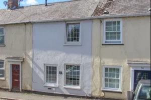 8 Potret 'rumah mewah pintu rahasia', harga capai Rp 3,5 miliar