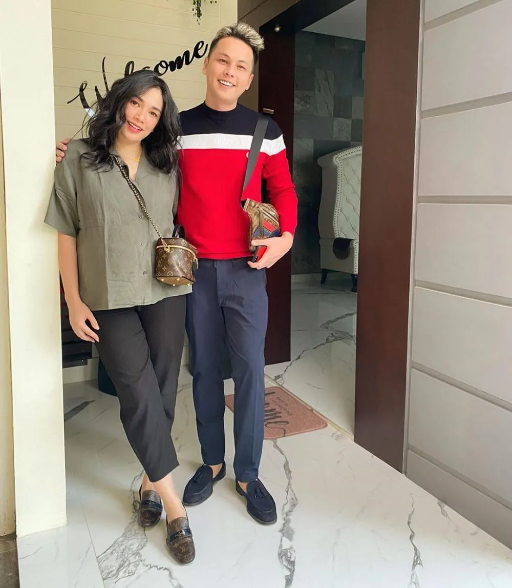 OOTD kehamilan Ussy © 2020 brilio.net OOTD kehamilan Ussy © 2020 brilio.net