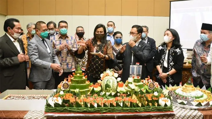 Momen ulang tahun Sri Mulyani ke-58 © 2020 Instagram/smindrawati Momen ulang tahun Sri Mulyani ke-58 © 2020 Instagram/smindrawati