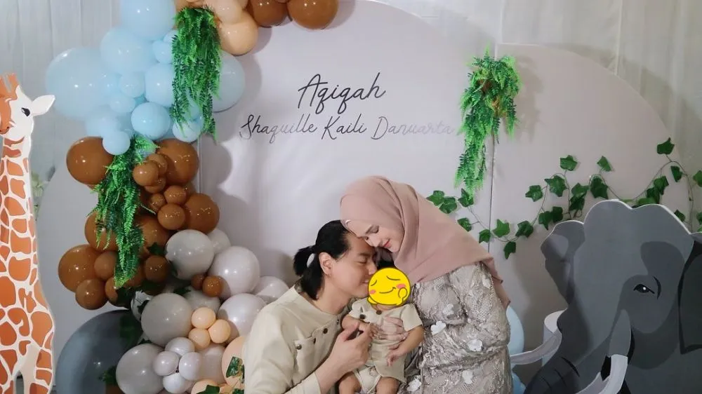Aqiqah Roger Berbagai sumber Aqiqah Roger Berbagai sumber