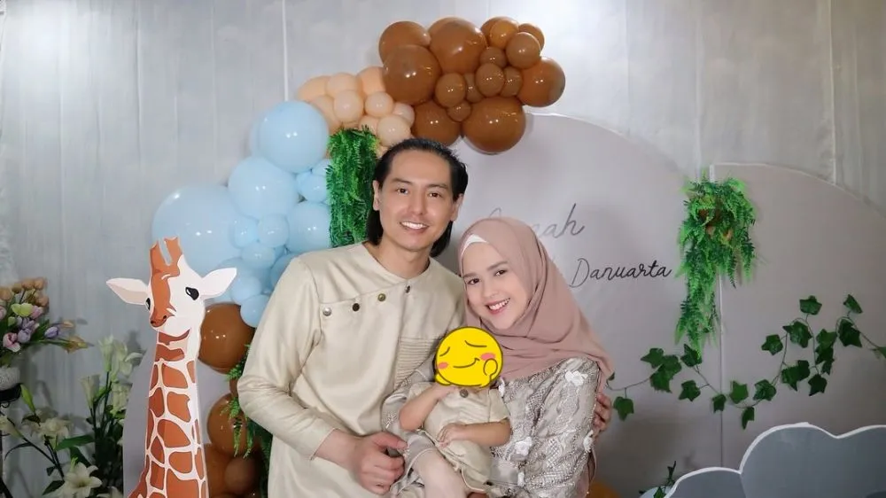 Aqiqah Roger Berbagai sumber Aqiqah Roger Berbagai sumber