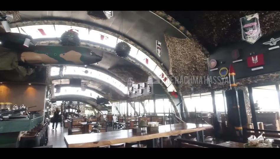 Potret restoran milik Dewi Perssik © 2020 YouTube/ade rachma hassya Potret restoran milik Dewi Perssik © 2020 YouTube/ade rachma hassya