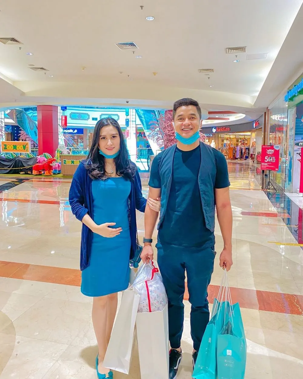 Angbeen Rishi pamer baby bump berbagai sumber