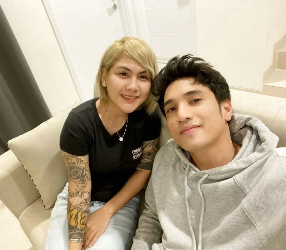 kebersamaan dj dan pasangan © 2020 Instagram kebersamaan dj dan pasangan © 2020 Instagram