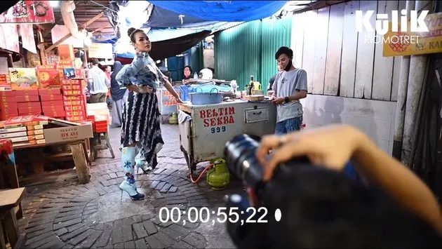 melaney sesi foto di pasar Berbagai sumber melaney sesi foto di pasar Berbagai sumber