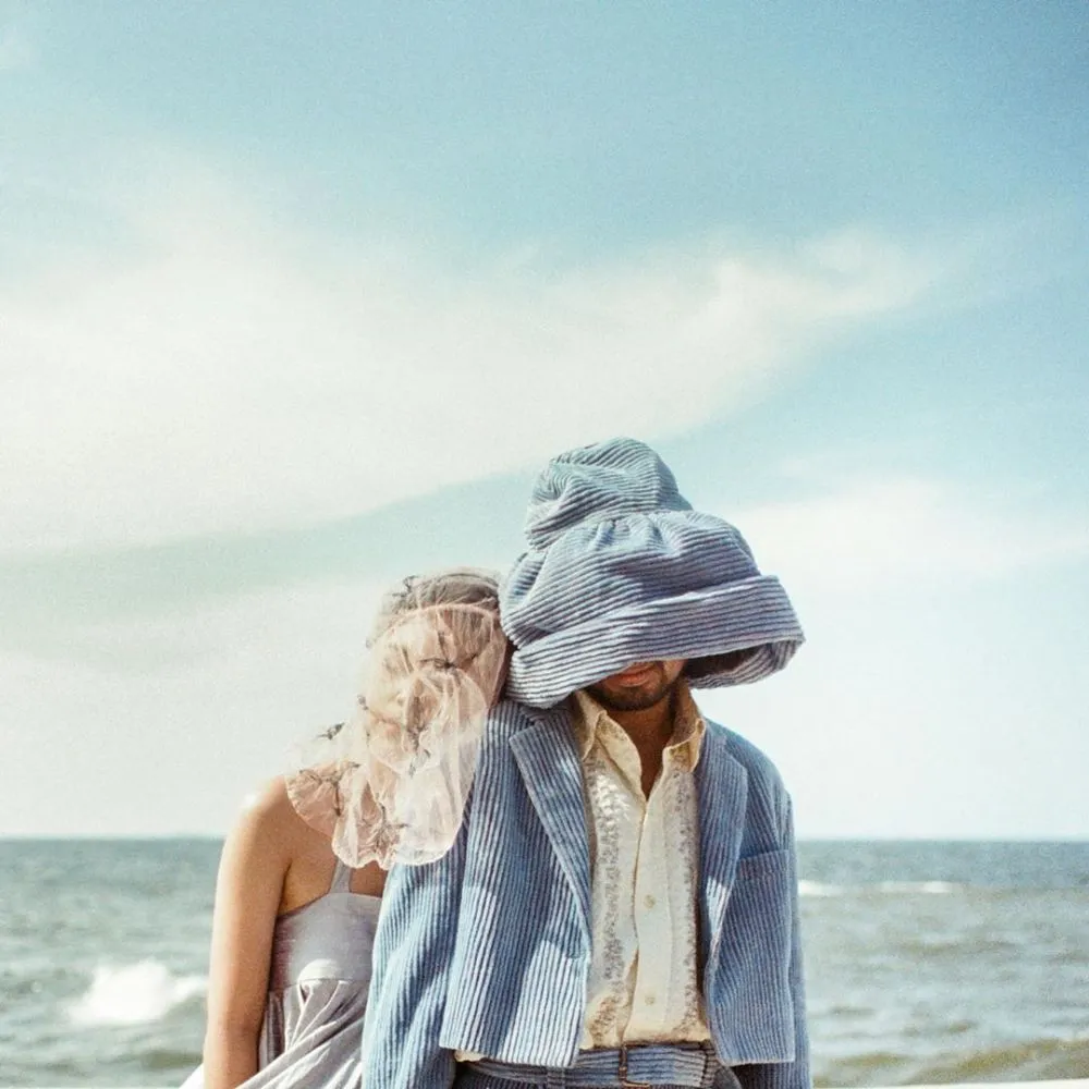 Kallula dan Bam Mastro single © 2020 brilio.net