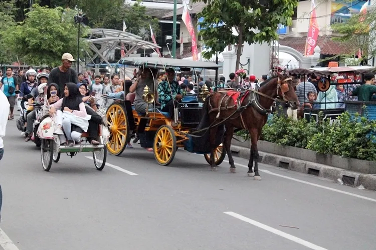 Travel Normal Baru © 2020 brilio.net