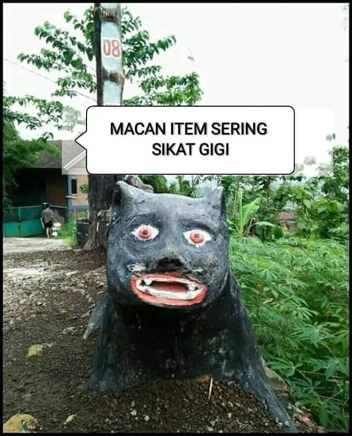 Patung macan absurd Facebook/ Hodi Min'z