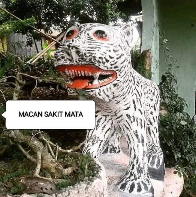 Patung macan absurd Facebook/ Hodi Min'z