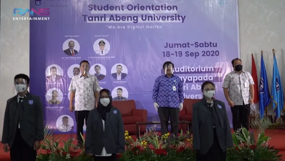Momen Lala pergi ke kampus  YouTube