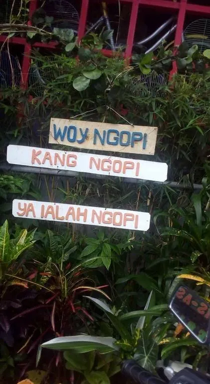 Potret warung nyeleneh di indonesia Twitter Potret warung nyeleneh di indonesia Twitter