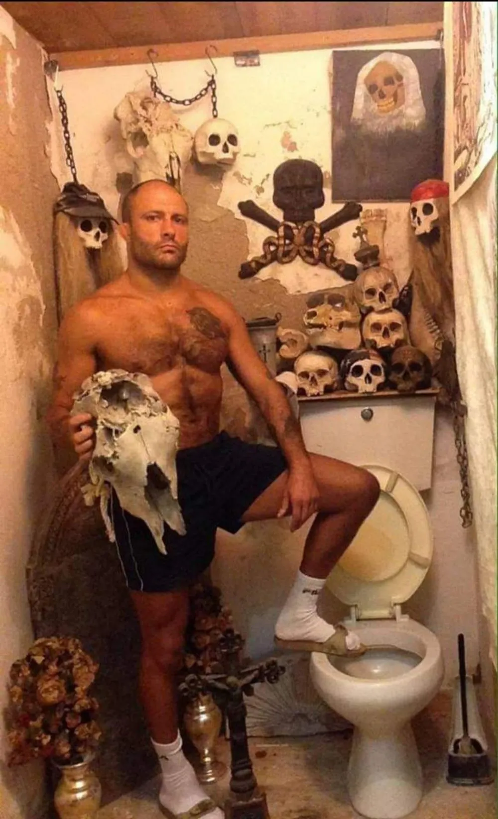 Penampakan toilet absurd Berbagai sumber Penampakan toilet absurd Berbagai sumber