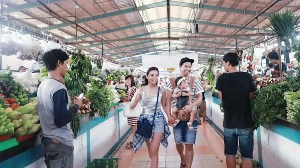 pasangan seleb belanja di pasar berbagai sumber pasangan seleb belanja di pasar berbagai sumber