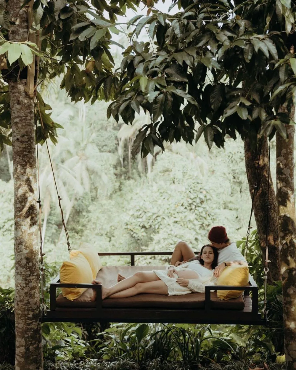 maternity Dahlia Poland berbagai sumber