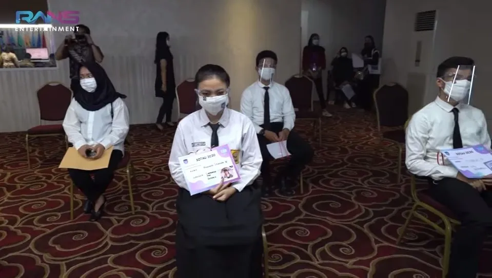 hadiah untuk Lala berbagai sumber hadiah untuk Lala berbagai sumber