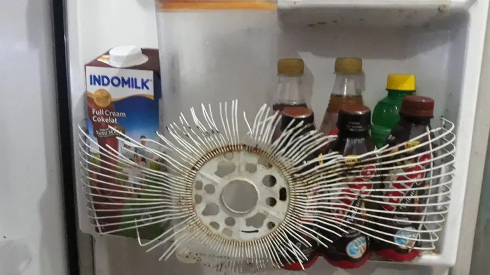 Barang rusak beralih fungsi Berbagai sumber Barang rusak beralih fungsi Berbagai sumber