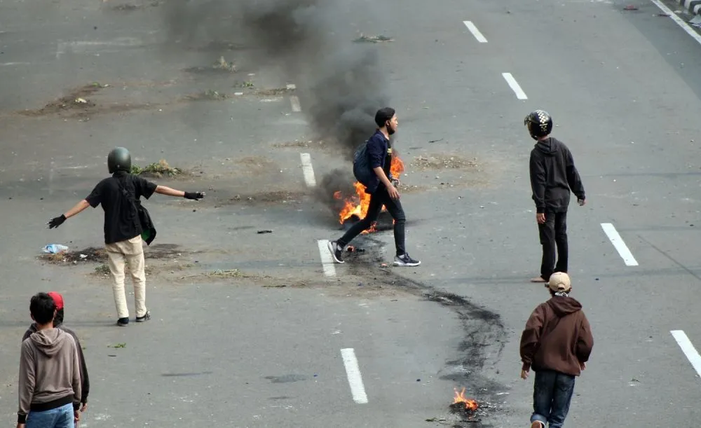 Demo Harmoni © 2020 brilio.net Demo Harmoni © 2020 brilio.net