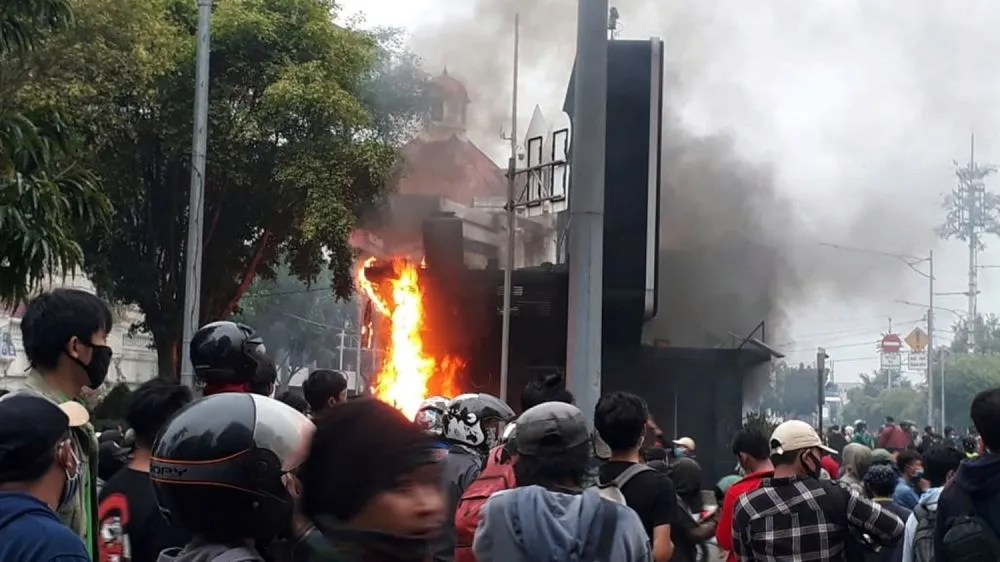 Demo Harmoni © 2020 brilio.net Demo Harmoni © 2020 brilio.net