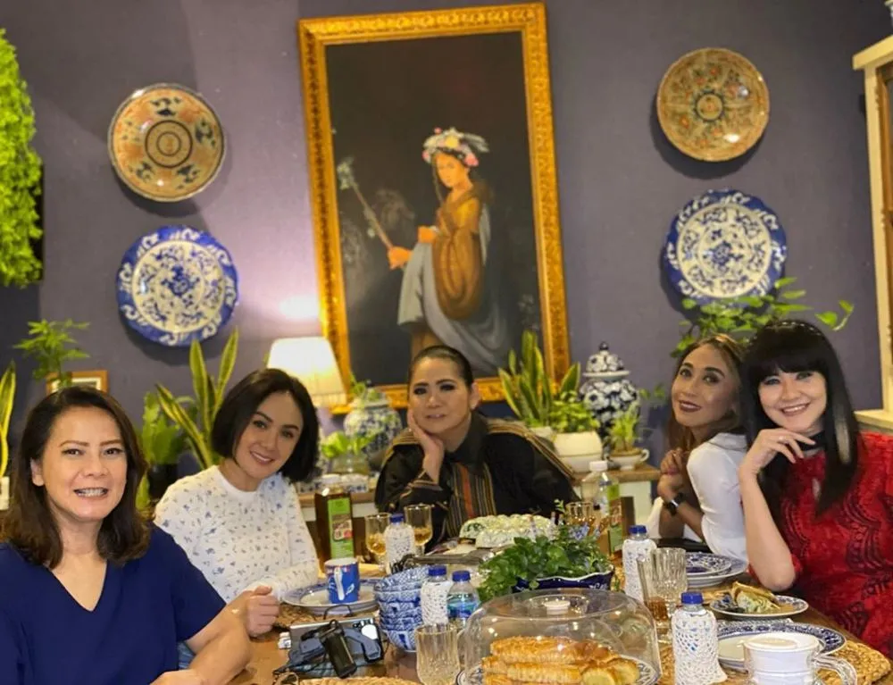 momen yuni shara reuni dengan diva 90-an © 2020 Instagram