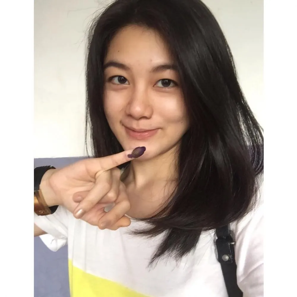 Rorencia Natassia natural Instagram