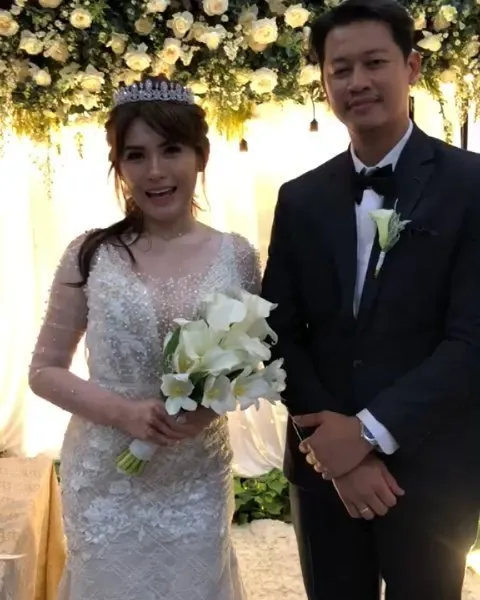 Angela Lee menikah ©Instagram Angela Lee menikah ©Instagram