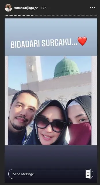 Sunan unggah potret Salmafina saat berhijab Instagram Sunan unggah potret Salmafina saat berhijab Instagram