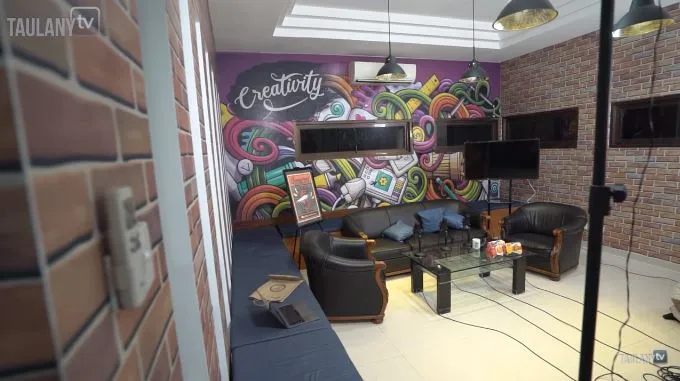 Kantor baru Gading Marten © 2020 brilio.net Kantor baru Gading Marten © 2020 brilio.net