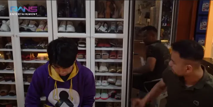 Momen pertemuan Raffi dan 'kembarannya' YouTube dan Instagram Momen pertemuan Raffi dan 'kembarannya' YouTube dan Instagram