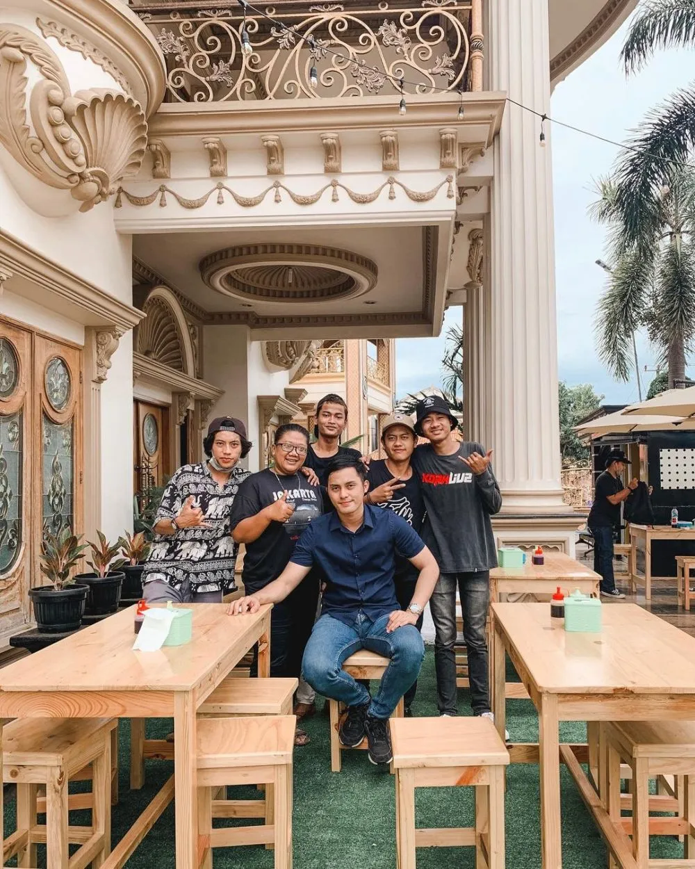 Fadel bantah bangkrut © Instagram