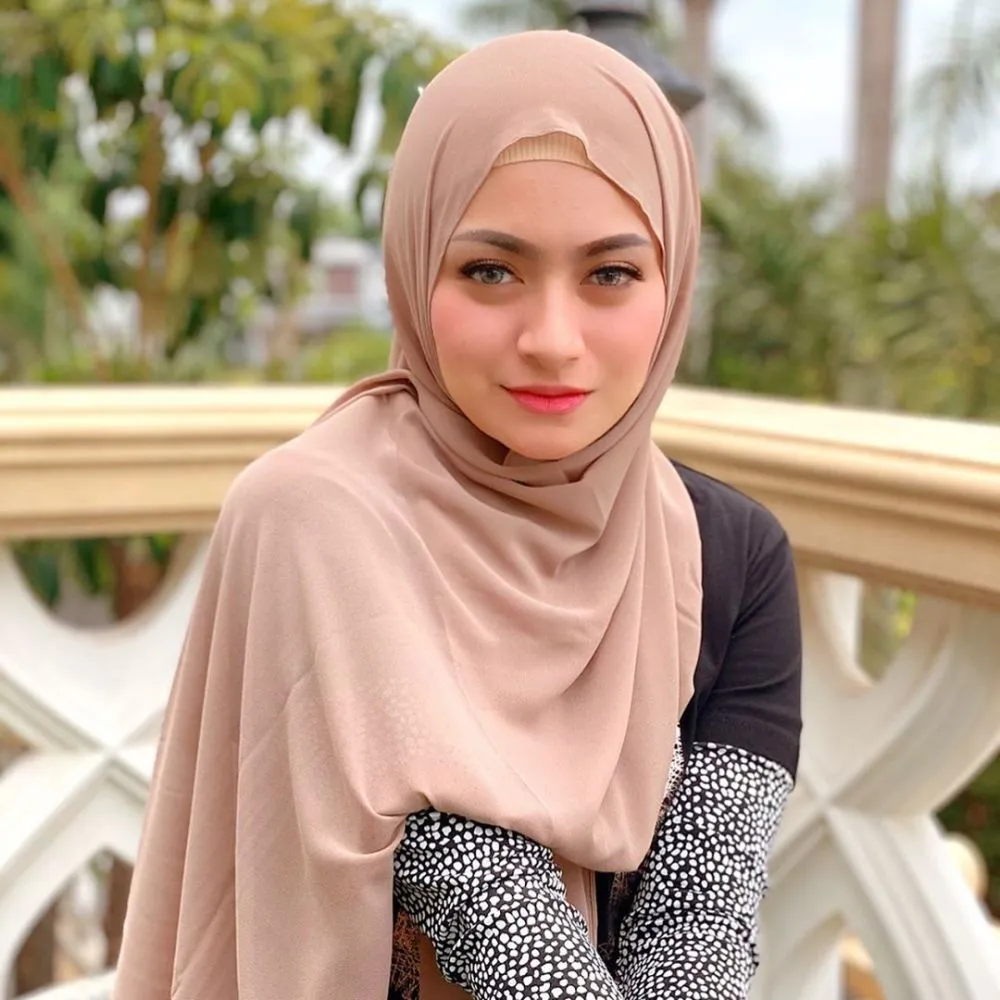 Nathalie Holscher dituding punya anak © Instagram Nathalie Holscher dituding punya anak © Instagram