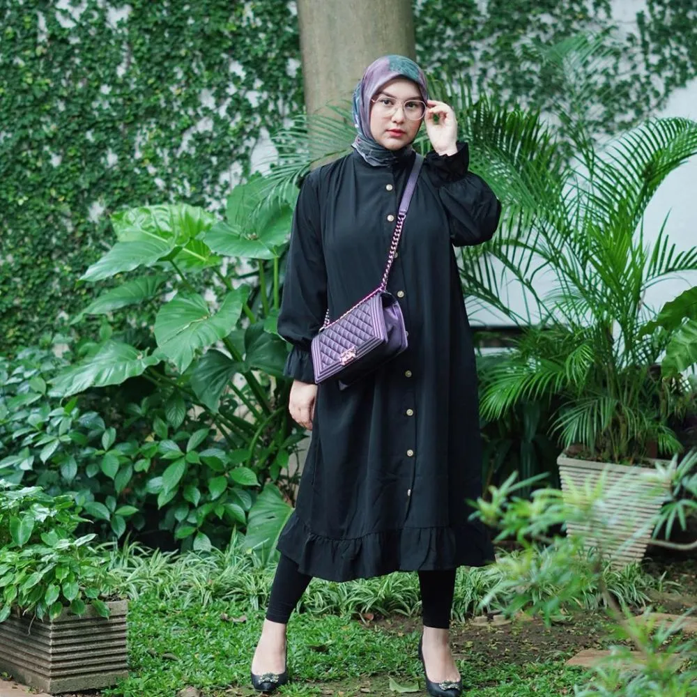 penampilan pesinetron usai melahirkan © Instagram penampilan pesinetron usai melahirkan © Instagram