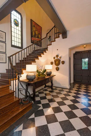 rumah Robert Pattinson © 2020 brilio.net rumah Robert Pattinson © 2020 brilio.net