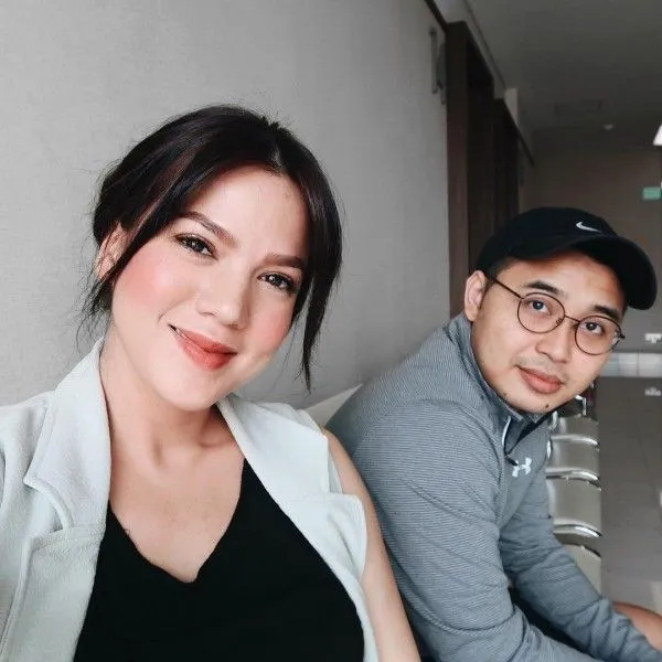 Seleb mualaf jelang menikah © 2020 brilio.net Seleb mualaf jelang menikah © 2020 brilio.net