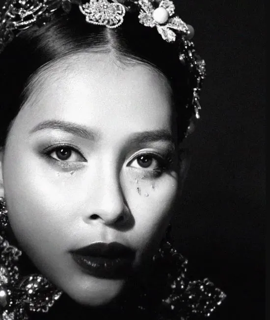 bunga jelitha hitam © Instagram bunga jelitha hitam © Instagram