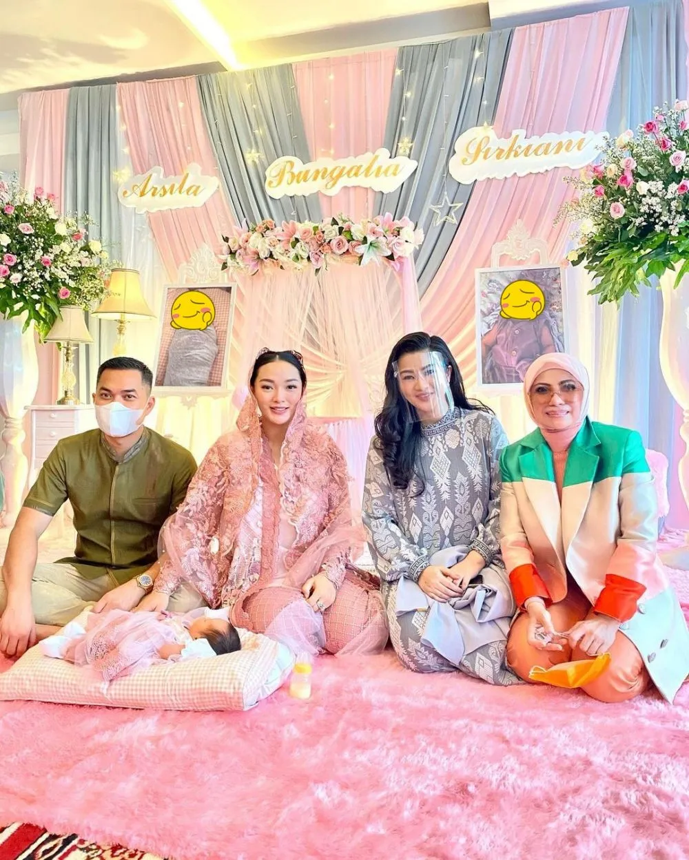 Momen akikah anak Zaskia Gotik  © Instagram