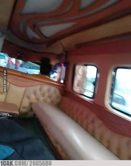 interior angkutan umum © Berbagai Sumber interior angkutan umum © Berbagai Sumber