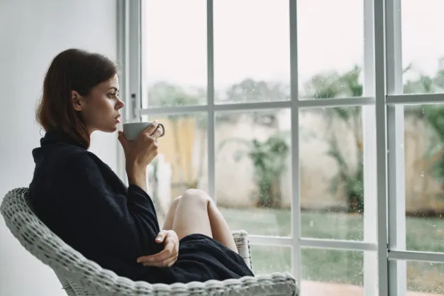 Kata-kata tentang cinta segitiga  © freepik.com