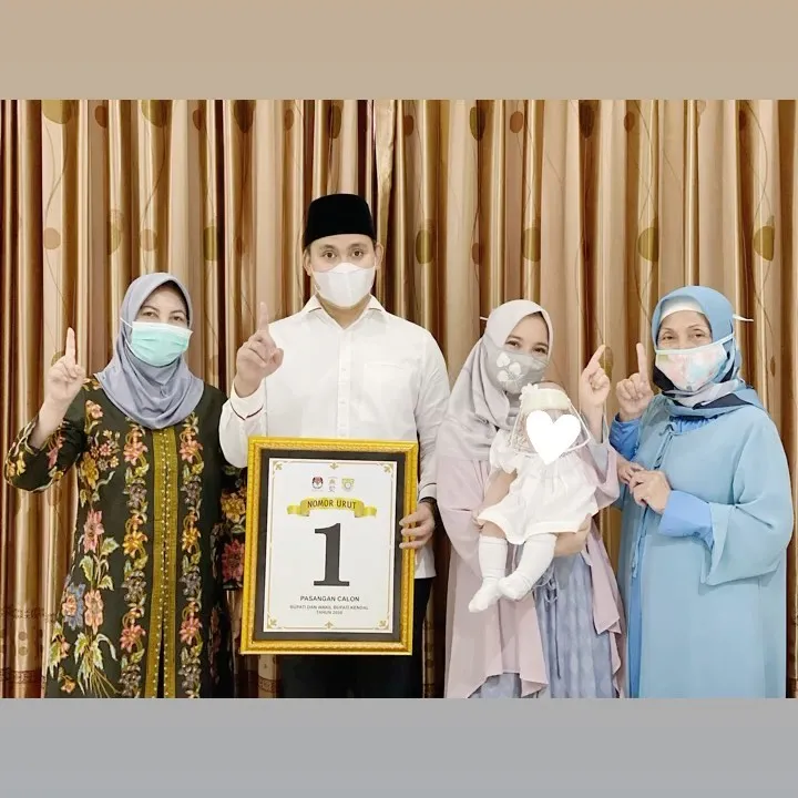 Momen Chacha Frederica dampingi suami © Instagram Momen Chacha Frederica dampingi suami © Instagram