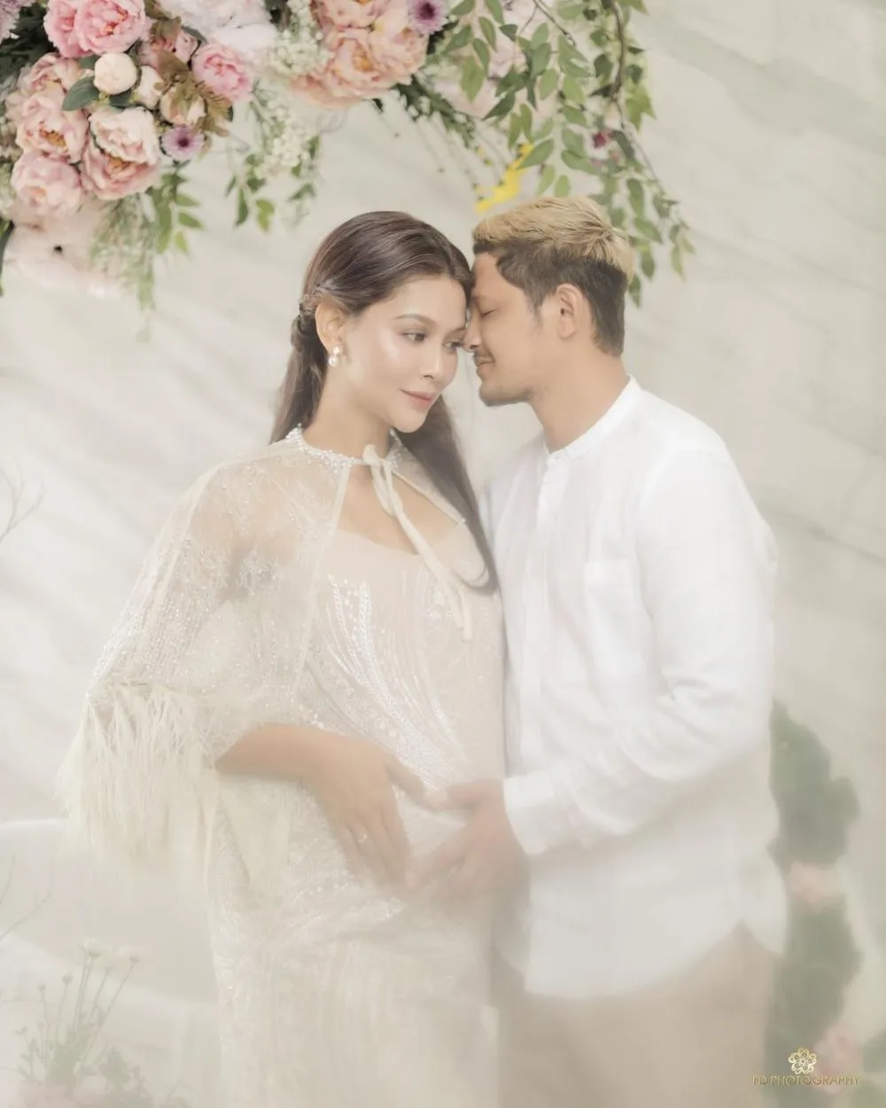 maternity terbaru bunga jelitha © Instagram maternity terbaru bunga jelitha © Instagram