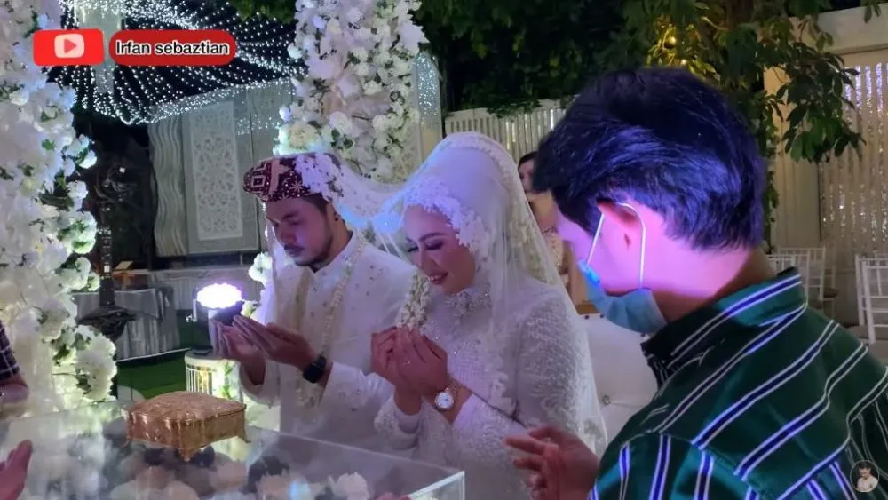 Elly Aher menikah © 2020 brilio.net Elly Aher menikah © 2020 brilio.net