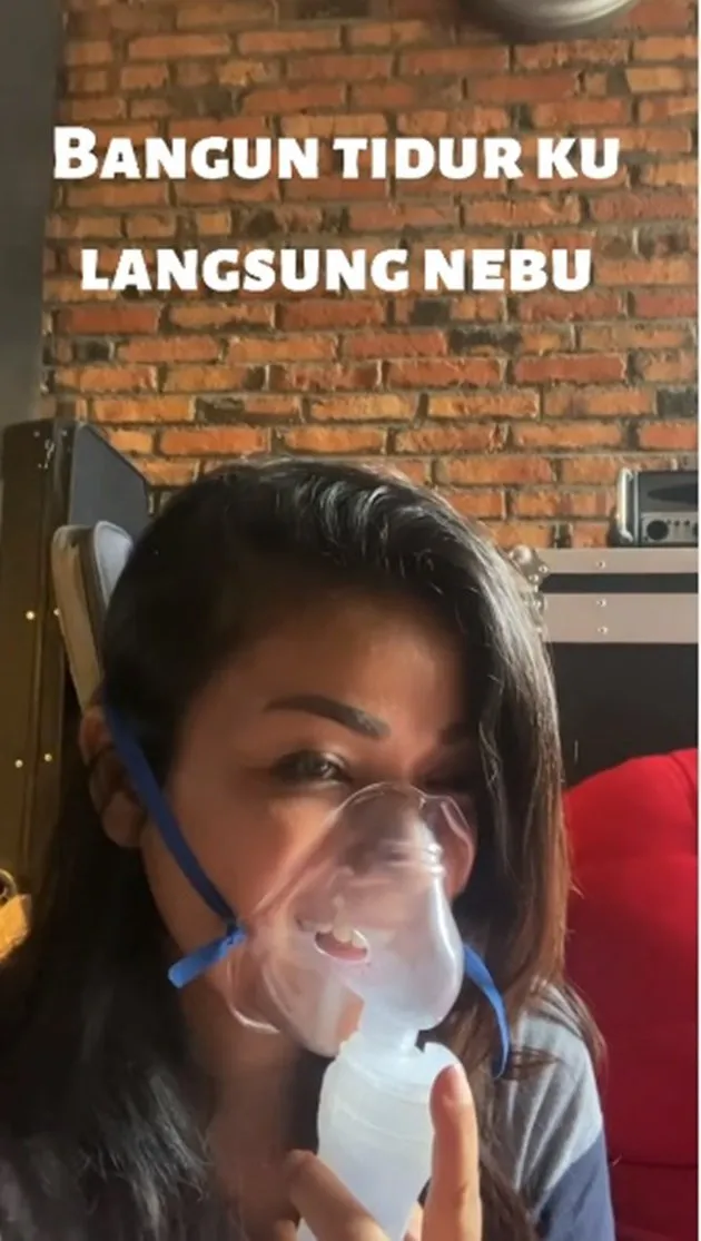 momen perjuangan nirina sembuh © Instagram