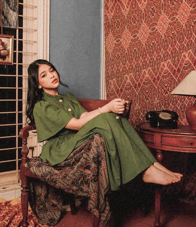 Momen pemotretan Anneth Idol Junior © 2020 brilio.net Momen pemotretan Anneth Idol Junior © 2020 brilio.net