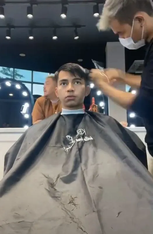 potret Dimas di make over © 2020 brilio.net potret Dimas di make over © 2020 brilio.net