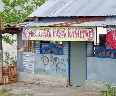 Tulisan menu makanan berbagai sumber Tulisan menu makanan berbagai sumber